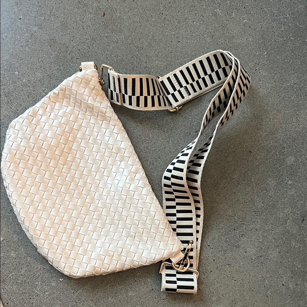 Woven Cream Crossbody Belt Bag with Black-Patterned Strap - Picture 2 of 3
